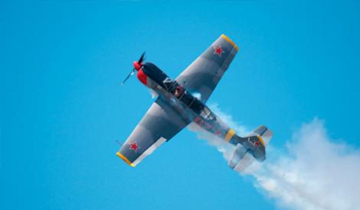 Έπεσε αεροσκάφος επίδειξης σκοτώθηκε ο πιλότος στη Ρωσία