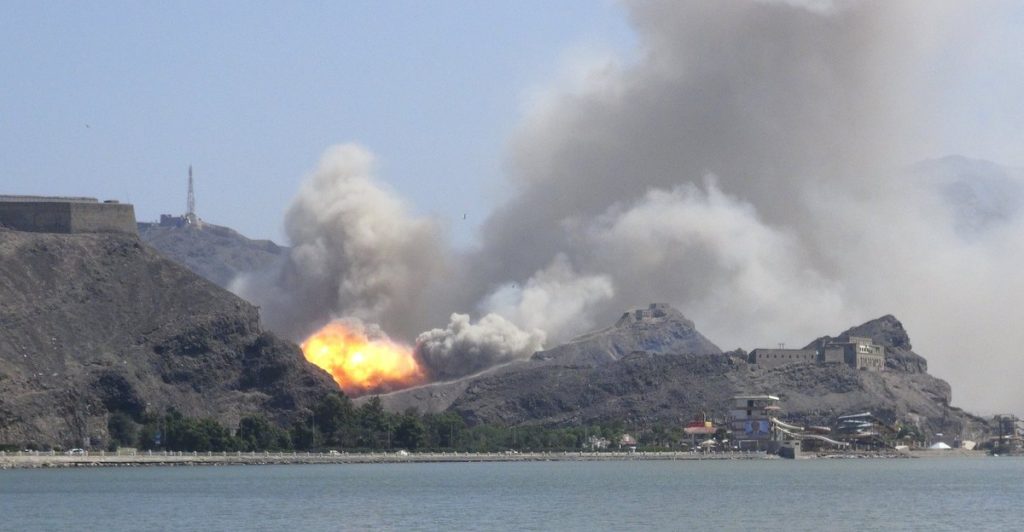Υεμένη: Τουλάχιστον 9 νεκροί από έκρηξη σε αποθήκη όπλων