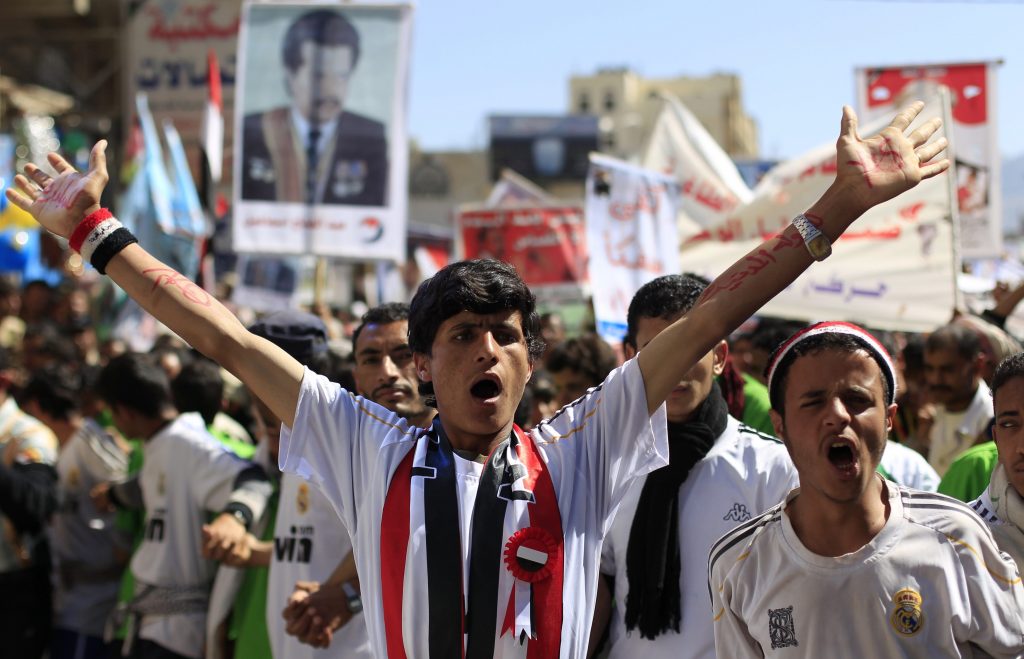 Συμφωνία για μεταβατική κυβέρνηση – 13 νεκροί σε επεισόδια στην πόλη Ταιζ