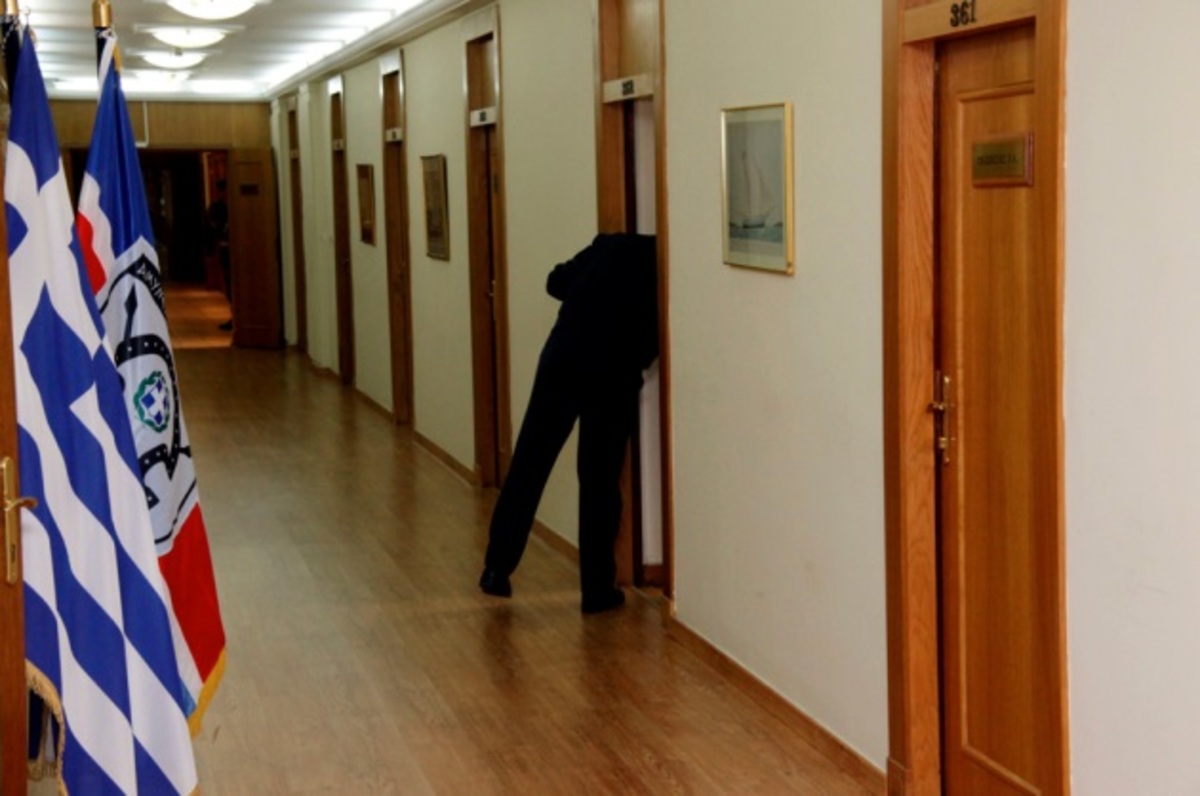 Γιατί σήμανε συναγερμός στο ΥΠΕΘΑ λίγες ώρες πριν την επίσκεψη του Ρώσου υπ. Άμυνας