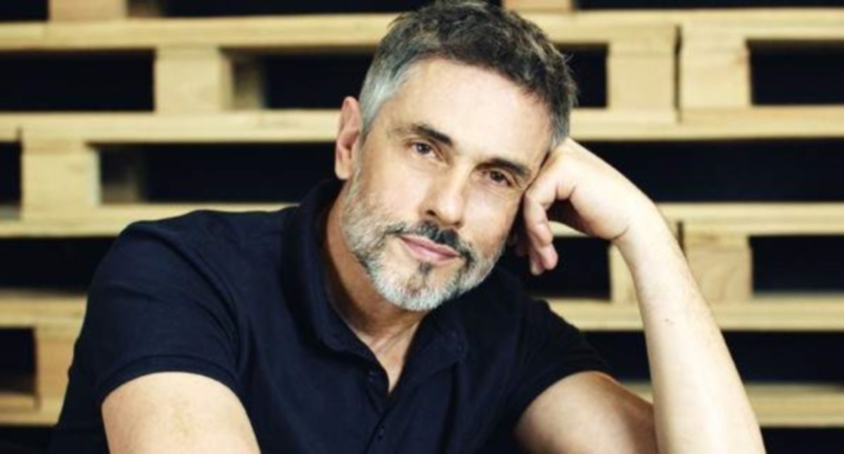 Αγνώριστος ο Σταύρος Ζαλμάς! Έμειναν άφωνοι στην εκπομπή της Καινούργιου