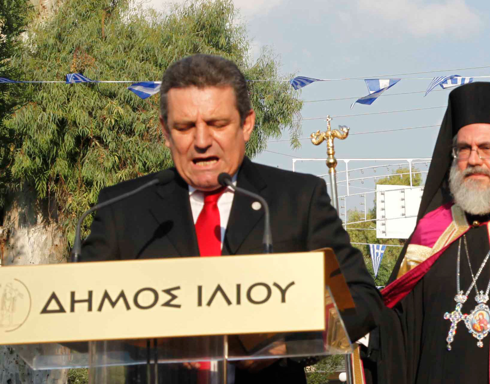 Τ’ άκουσε τελικά ο Γιοχάνες Χαν! Δήμαρχος: Μάθαμε να μαστορεύουμε, γ@@@@ε και το μάστορα! (VIDEO)