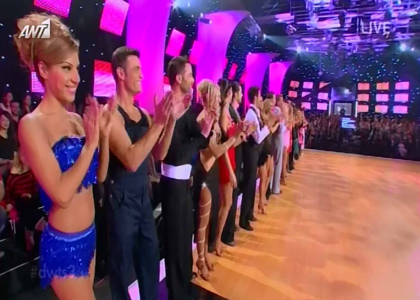 Το αστέρι-έκπληξη του Dancing που βρέθηκε στην κορυφή του πρώτου LIVE