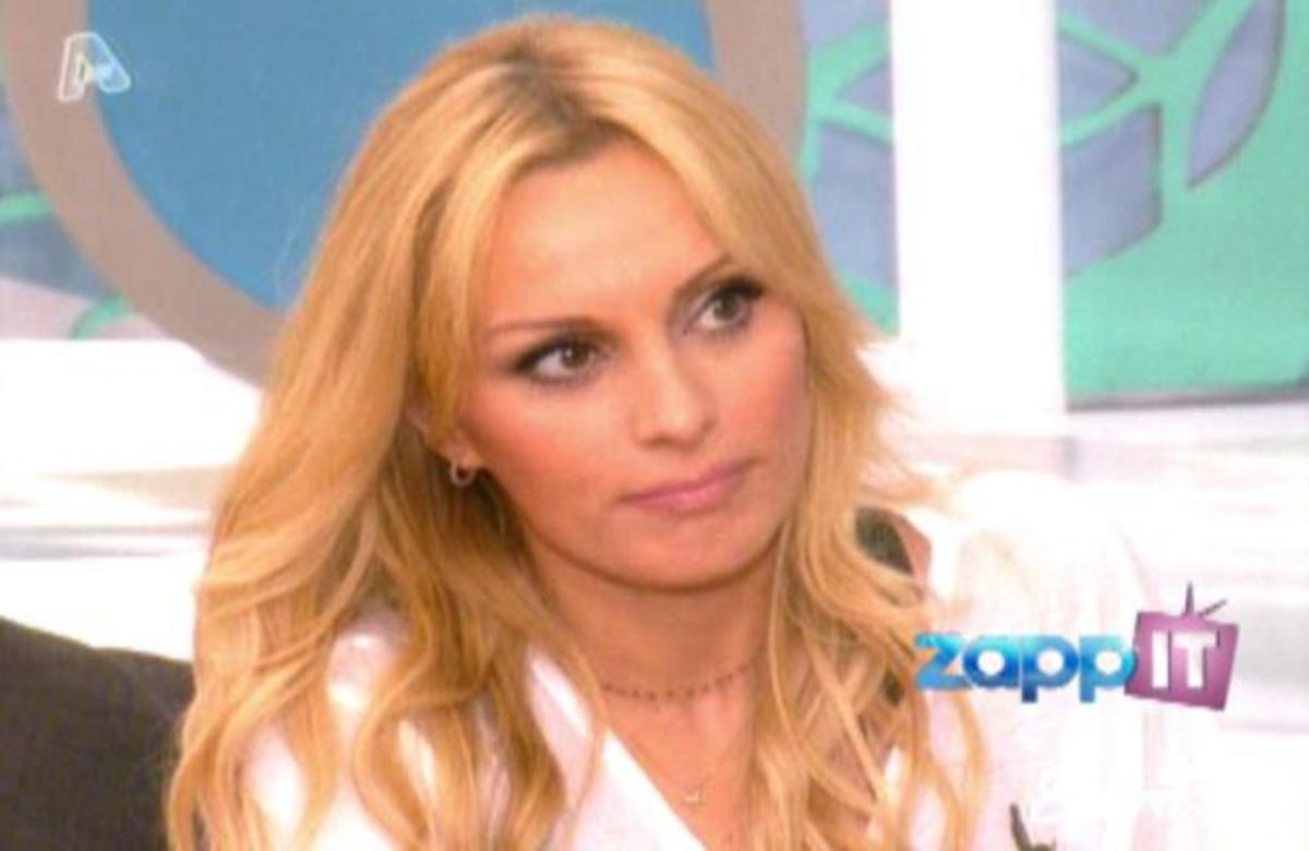 Π. Ζήνα για Δ. Μητροπάνο: 16 χρόνια που τραγουδάω, η δυσκολότερη νύχτα ήταν μετά τον αποχαιρετισμό…