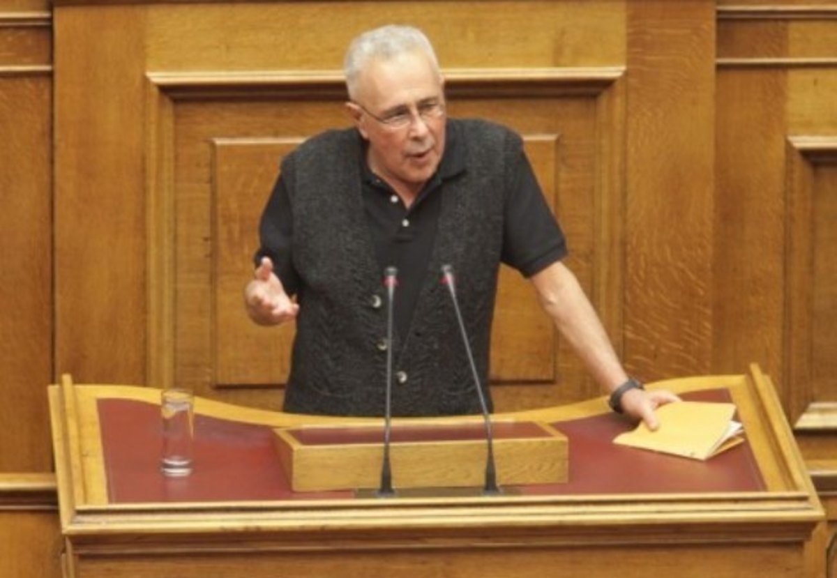Ο Ζουράρις για τον Αμβρόσιο: Το «φασισταριό» να κλειστεί σε μοναστήρι