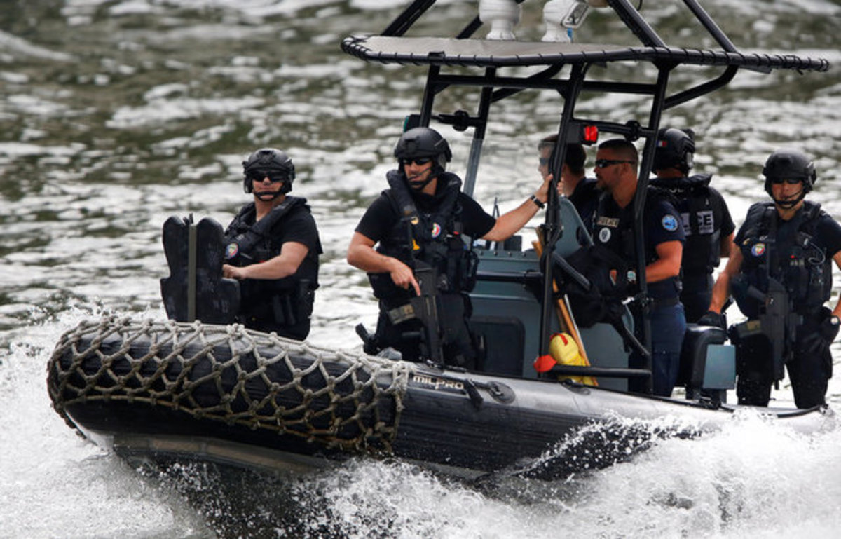 Κινδύνεψαν να πεθάνουν σε φορτηγό ψυγείο – Αγωνία για παιδάκι 2 ετών!