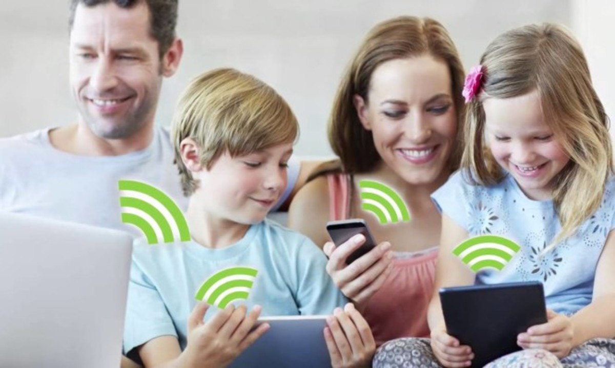 Wi-Fi και παιδιά: Τι ισχύει με την ακτινοβολία – Απαντήσεις στις ανησυχίες σας [vids]