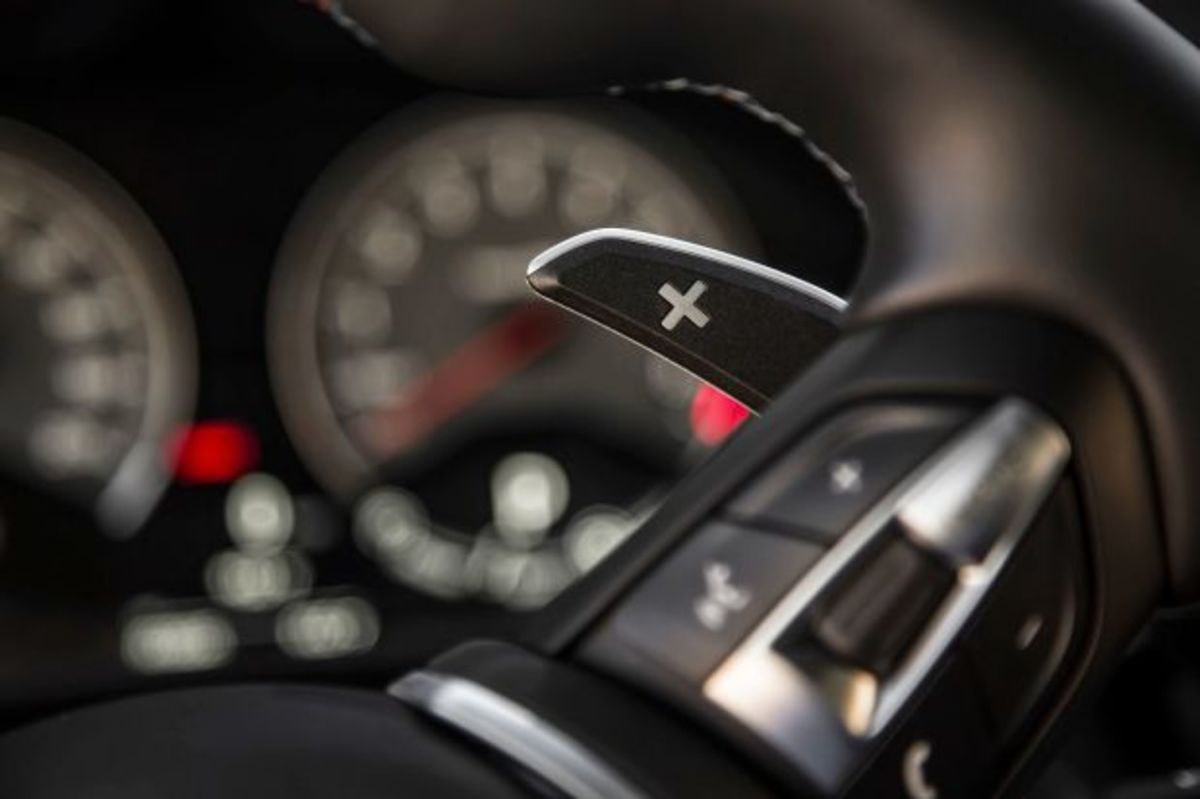 «Άχρηστα» τα paddle shifters στα αυτοκίνητα με αυτόματο κιβώτιο