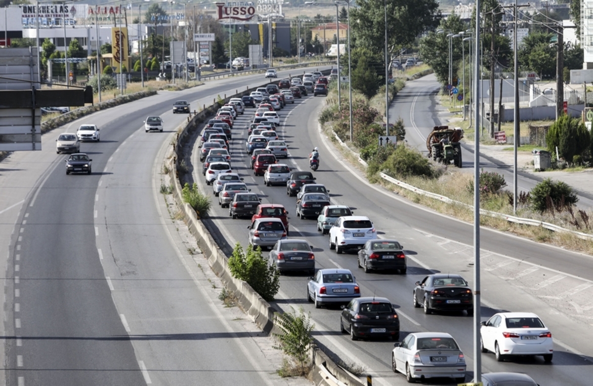 Μεγάλη αύξηση στις πωλήσεις αυτοκινήτων τον Ιούλιο