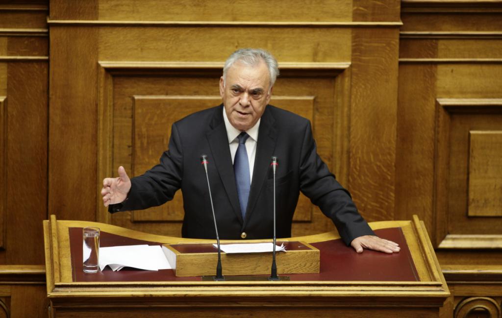 Δραγασάκης: Θα δώσουμε και φέτος τον “μποναμά” – Η επένδυση στο Ελληνικό θα προχωρήσει κανονικά