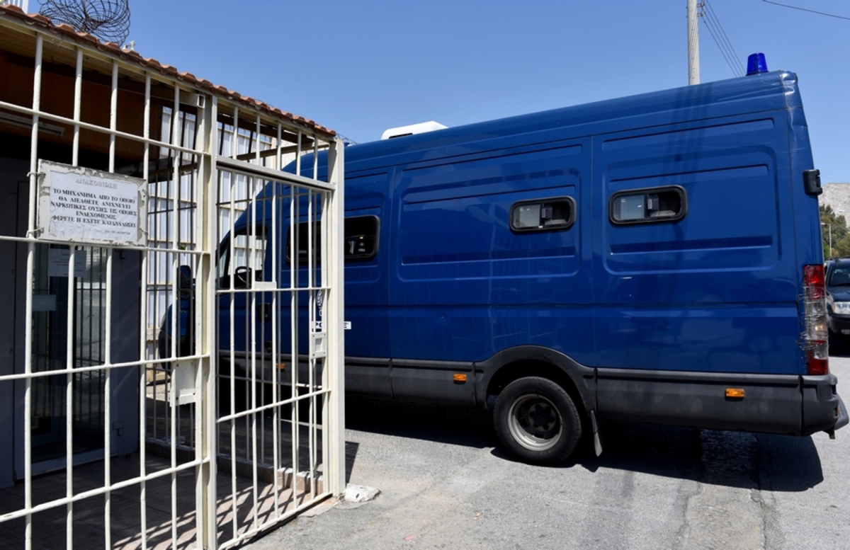 Αρχίζει η κατεδάφιση των γυναικείων φυλακών Κορυδαλλού