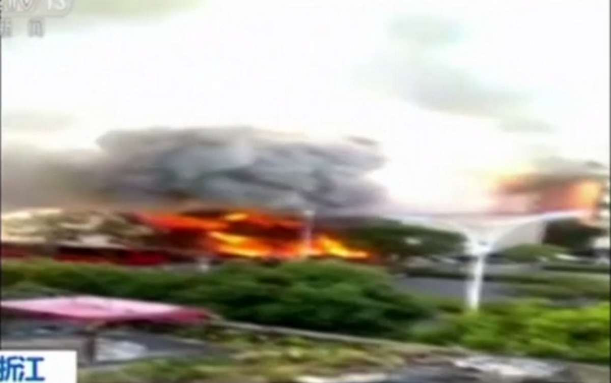 Τεράστια έκρηξη σε εστιατόριο – 2 νεκροί, 55 τραυματίες [vid]
