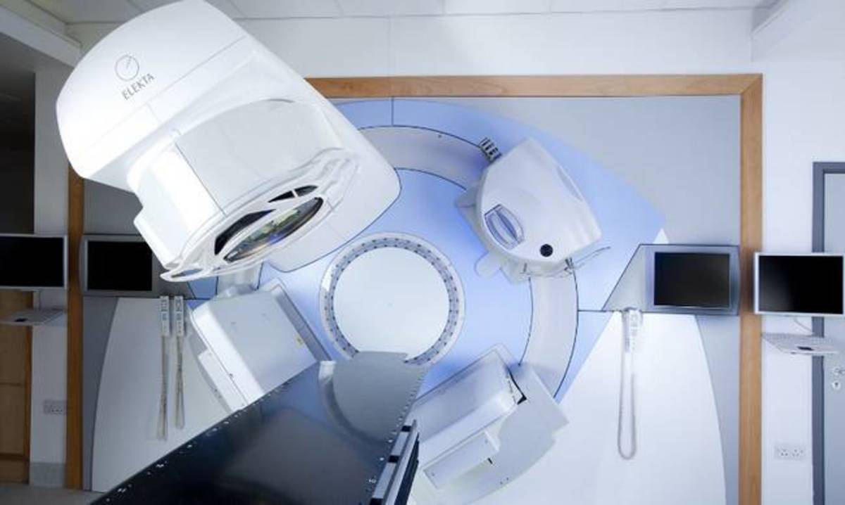 ΠΟΕΔΗΝ: Πεθαίνουν καρκινοπαθείς λόγω έλλειψης ακτινοθεραπευτικών μηχανημάτων