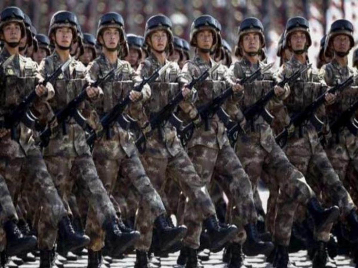 Κίνα – Παρέλαση: Πέντε τύπους πυραύλων παρουσίασαν οι κινεζικές ένοπλες δυνάμεις [vid]