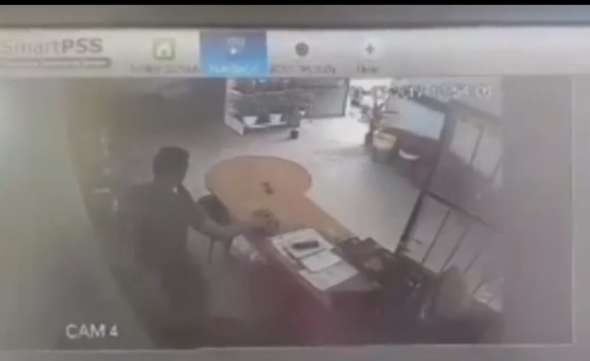 Ηράκλειο: Όσο αυτός έκλεβε, η κάμερα κατέγραφε… [vid]