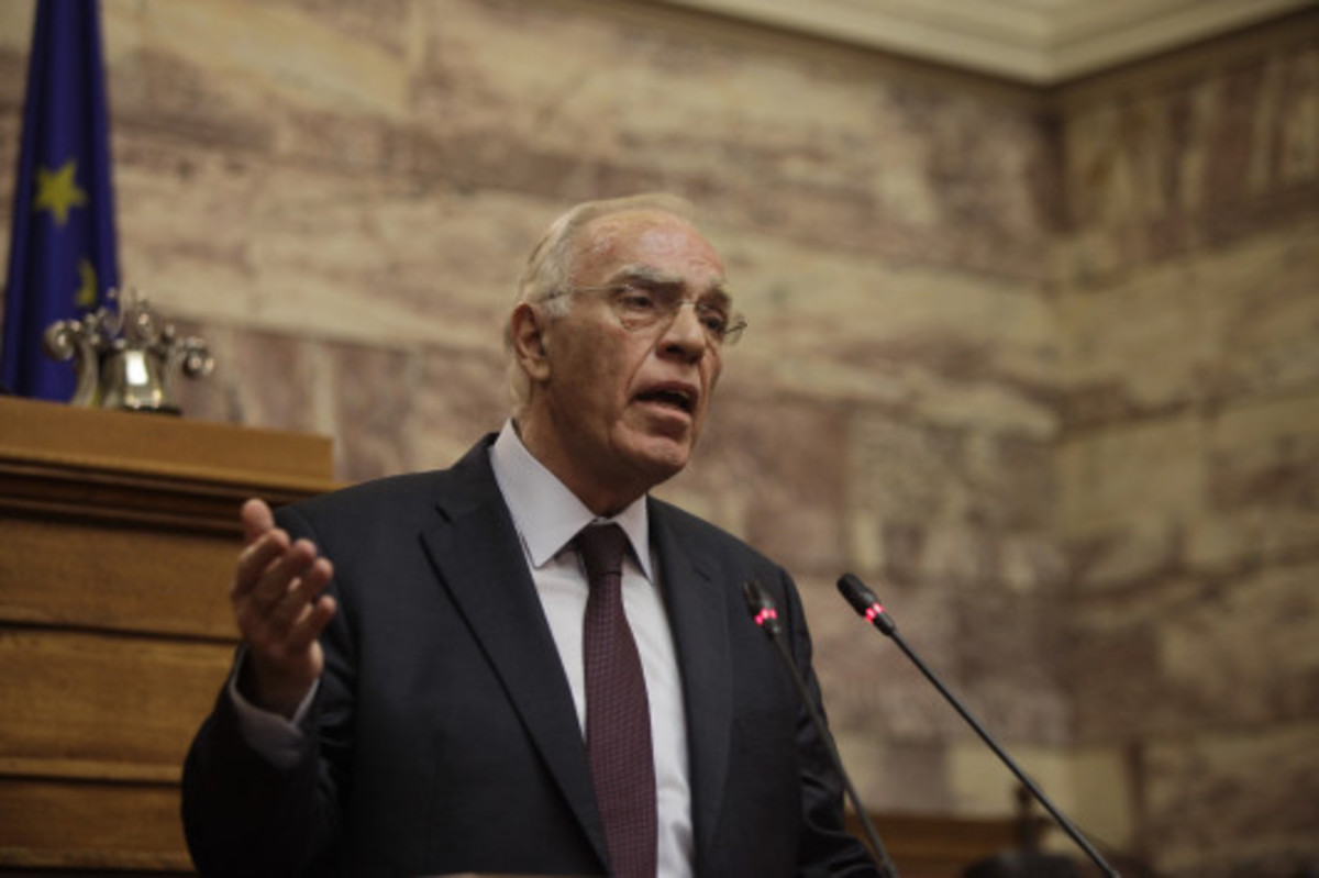 Λεβέντης: Ζητάει συμβούλιο πολιτικών αρχηγών για το θέμα της ονομασίας των Σκοπίων
