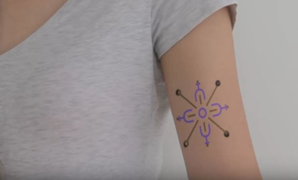 Τατουάζ εντοπίζει αν είστε καλά ή όχι στην υγεία σας! [vid]