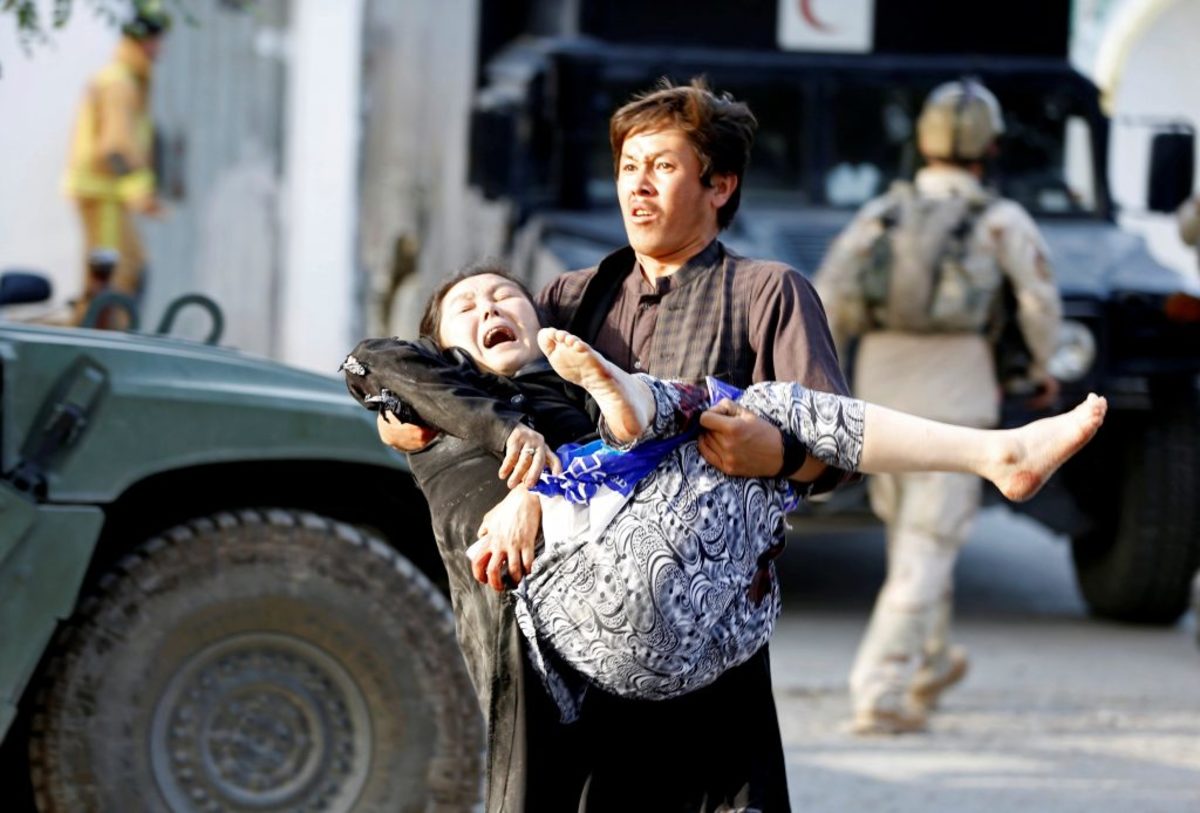 Αφγανιστάν: 123 οι νεκροί από την επίθεση στην Καμπούλ – Το ISIS ανέλαβε την ευθύνη [pics]