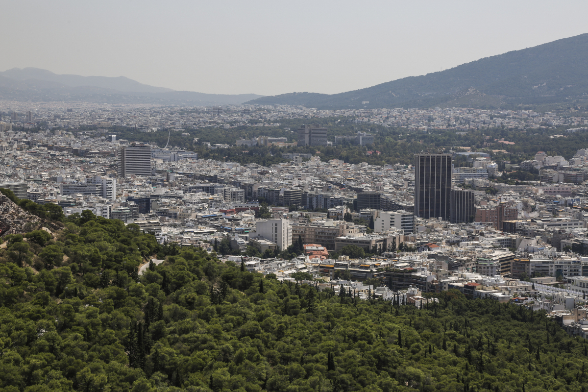 Αυθαίρετα: Νεος νόμος με περισσότερες δόσεις και μειωμένα πρόστιμα