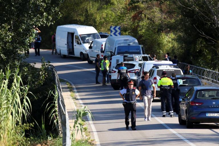 Βαρκελώνη: Αστυνομικοί σκότωσαν τον οδηγό του βαν – Νεκρός και ο ιμάμης Ες Σάτι