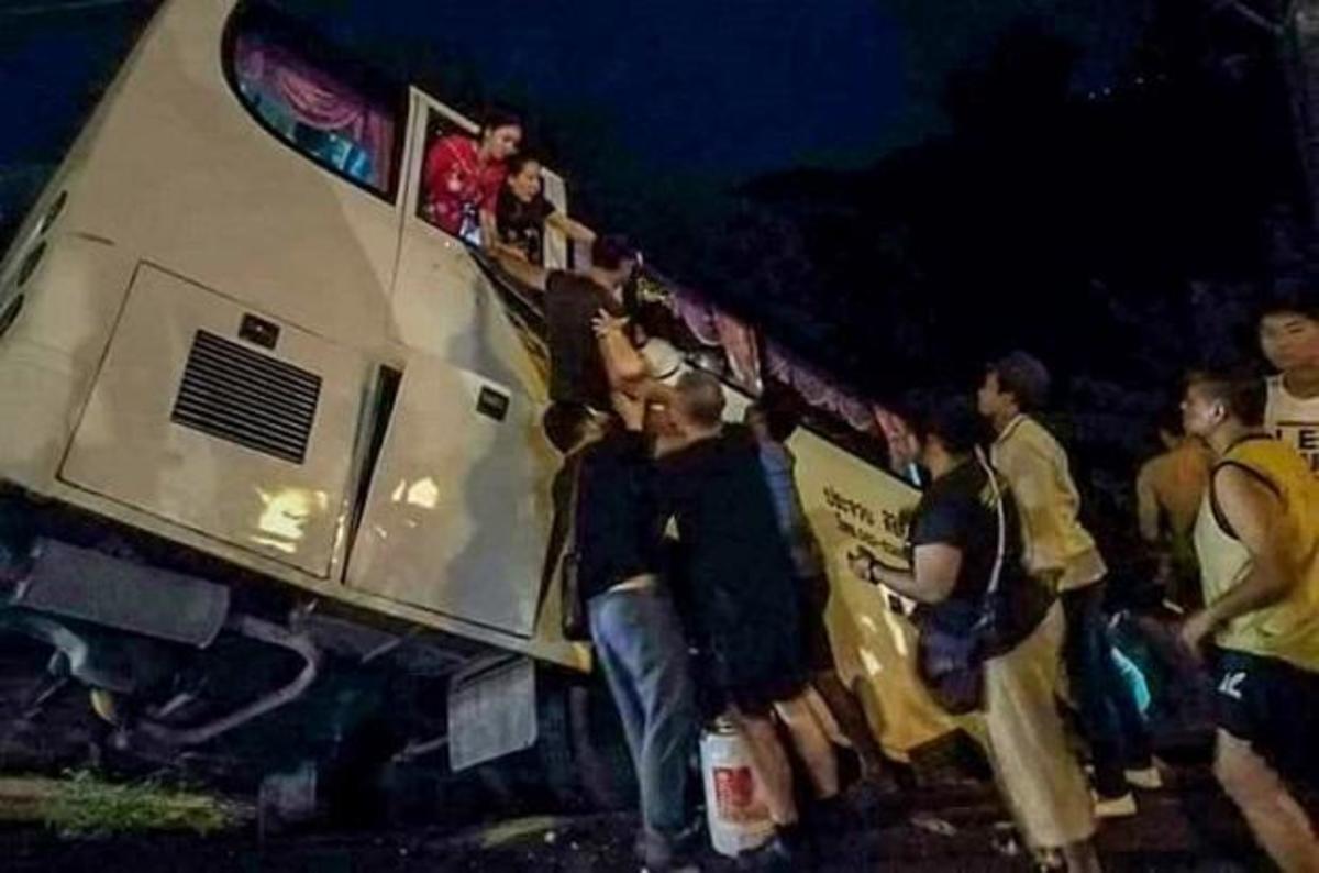 Τρόμος και αίμα σε τούνελ! 36 νεκροί μετά από τροχαίο με λεωφορείο