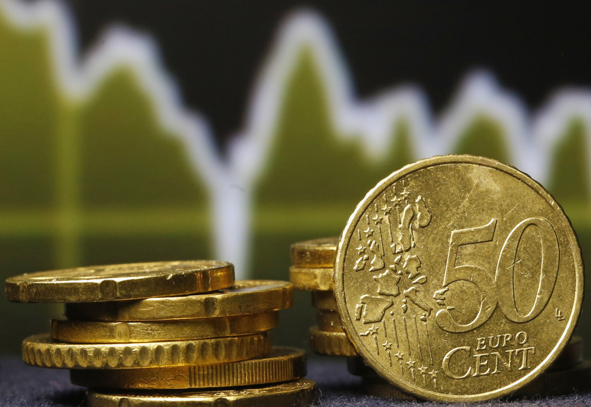 ΕΚΤ: Να βγεί η Ελλάδα στις αγορές αλλά με λογικό επιτόκιο