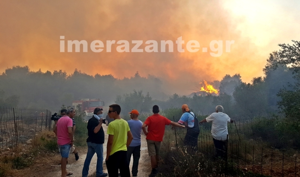 Φωτιά στη Ζάκυνθο: Εφιαλτική νύχτα στις φλόγες!