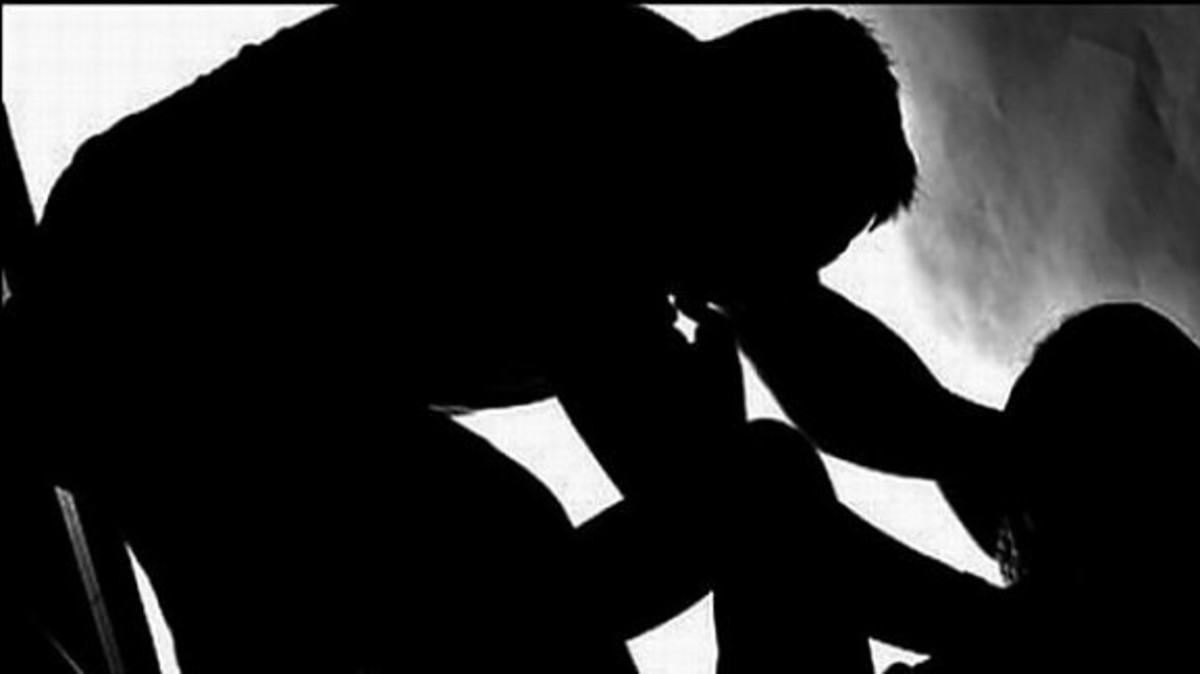 Οι αποκαλύψεις της φρίκης: Σοκαρισμένο το δικαστήριο από τις λεπτομέρειες του βιασμού 9χρονης από τον πατέρα της