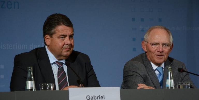 Ο Γκάμπριελ “δίνει” τον Σόιμπλε: Ήθελε την Ελλάδα εκτός ευρώ