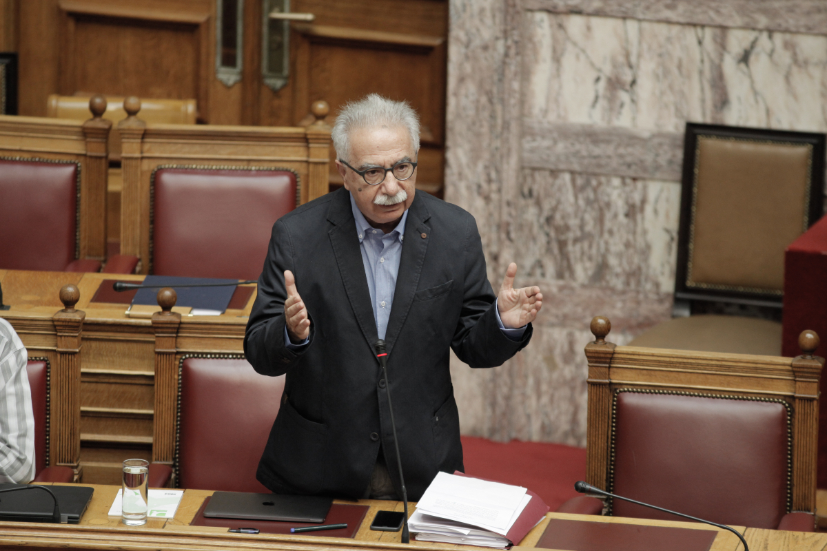 Ψηφίστηκε το νομοσχέδιο για τους μουφτήδες – Γαβρόγλου: Θέλουμε την εμπιστοσύνη της μειονότητας