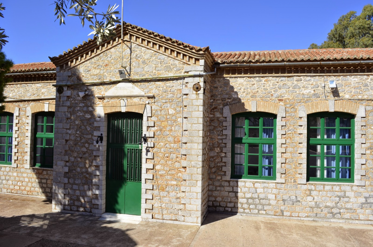Επισκευάζεται το παλαιότερο σε λειτουργία σχολείο στην Ελλάδα- Χτίστηκε το 1780