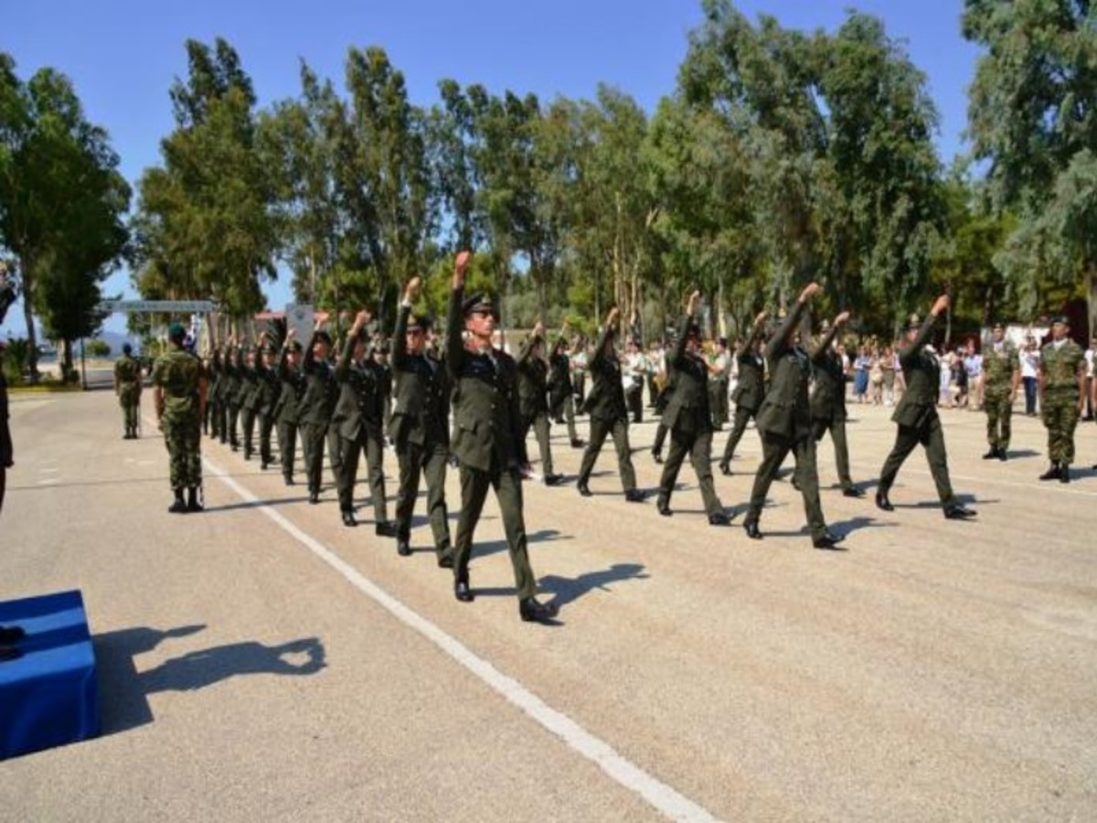 Αυτοί είναι οι νέοι απόφοιτοι της Σχολής Αλεξιπτωτιστών![pics]