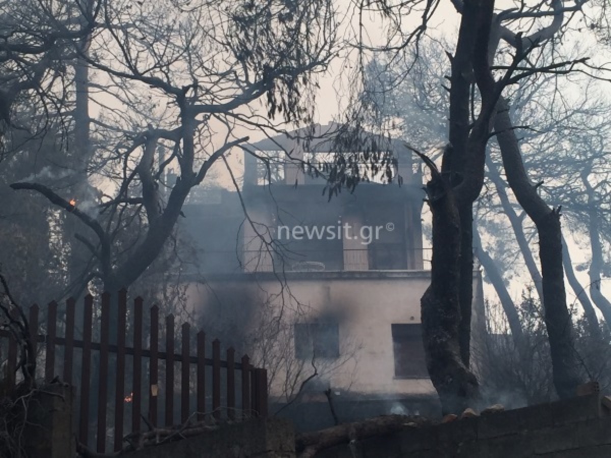 Φωτιά στον Κάλαμο: Σε κατάσταση έκτακτης ανάγκης αναμένεται να τεθεί Δήμος Ωρωπού