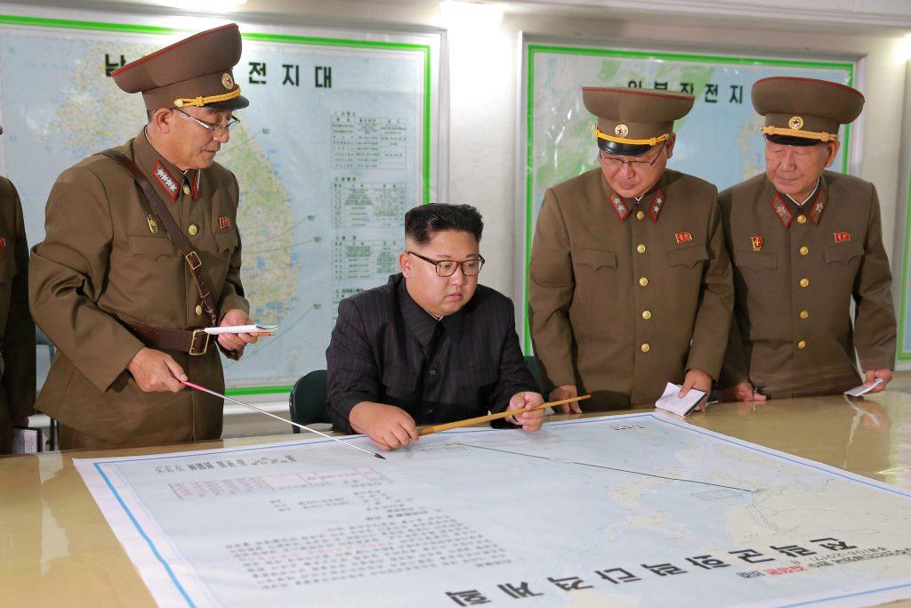 Οι Βρυξέλλες προειδοποιούν τη Βόρεια Κορέα: “Εξετάζουμε κατάλληλη απάντηση”