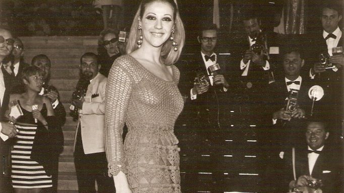 «Όταν αντίκρισα τη Ζωή Λάσκαρη έμεινα ξερός! Σε κάποιες ερωτικές σκηνές…»