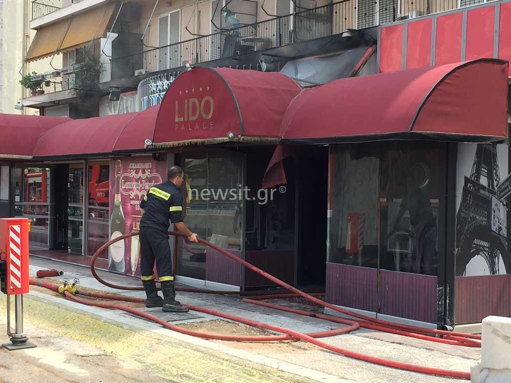 Φωτιά σε νυχτερινό κέντρο στη Συγγρού [pics, vid]