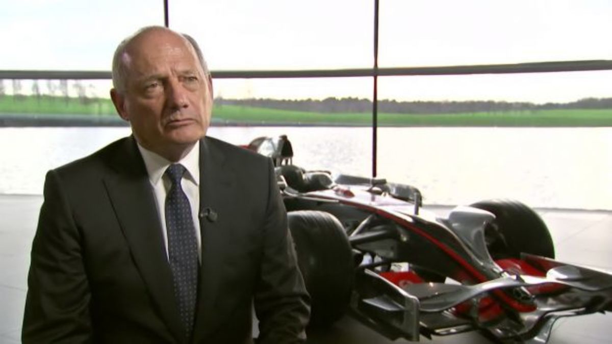 O Ron Dennis πουλάει τις μετοχές του και αποχωρεί οριστικά από την McLaren