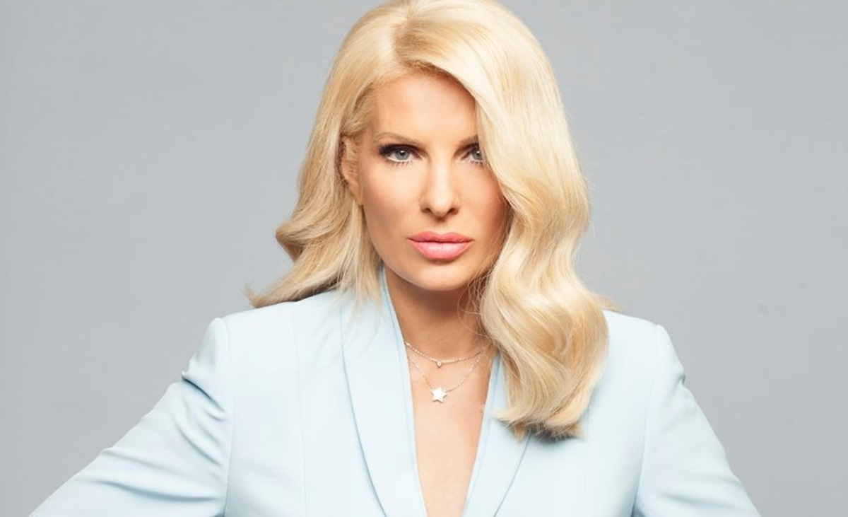 Ελένη Μενεγάκη: Καταθέτει ασφαλιστικά μέτρα και αγωγή κατά γνωστής δημοσιογράφου!