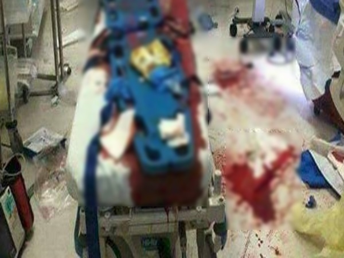 Συγκλονιστική ανάρτηση νοσηλευτή: “Βολεμένοι” γλιστράνε μέσα στα αίματα! [pic]