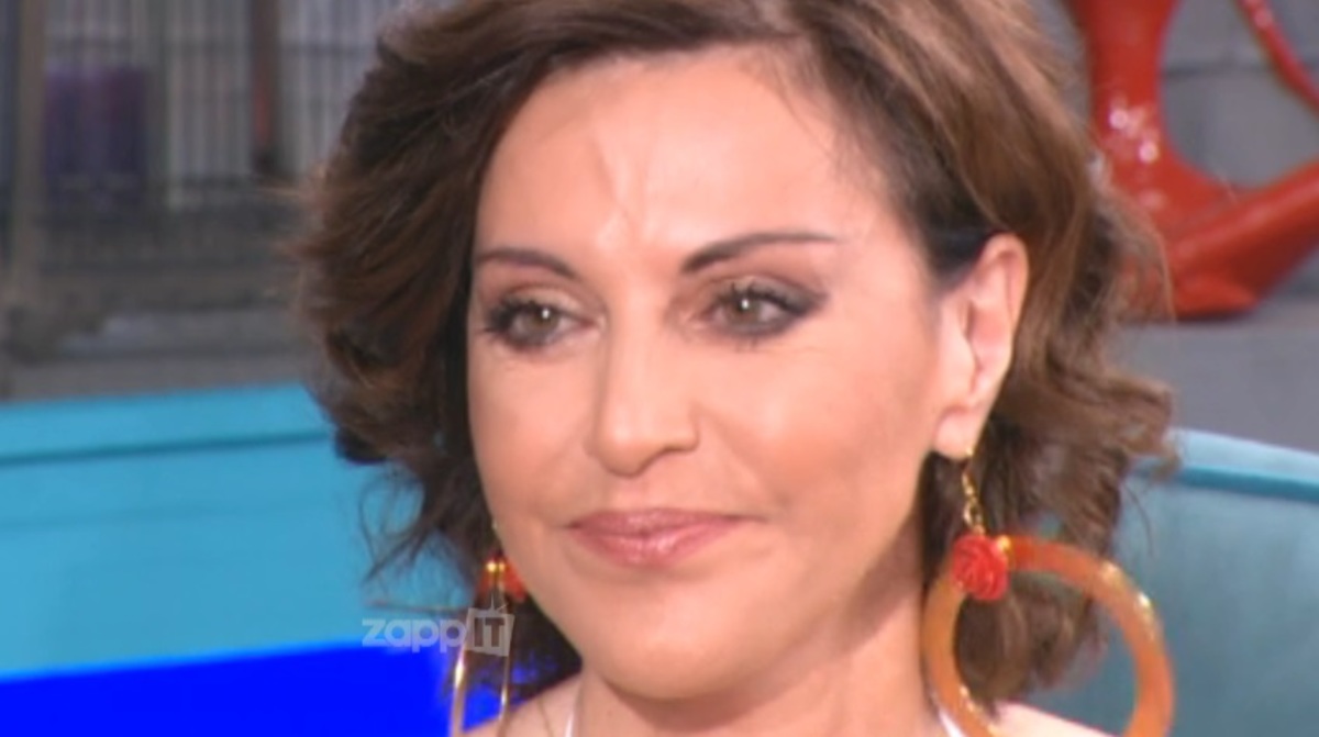 Δεν άντεξε η Αλεξάνδρα Παλαιολόγου, έβαλε τα κλάματα στη Φαίη Σκορδά!