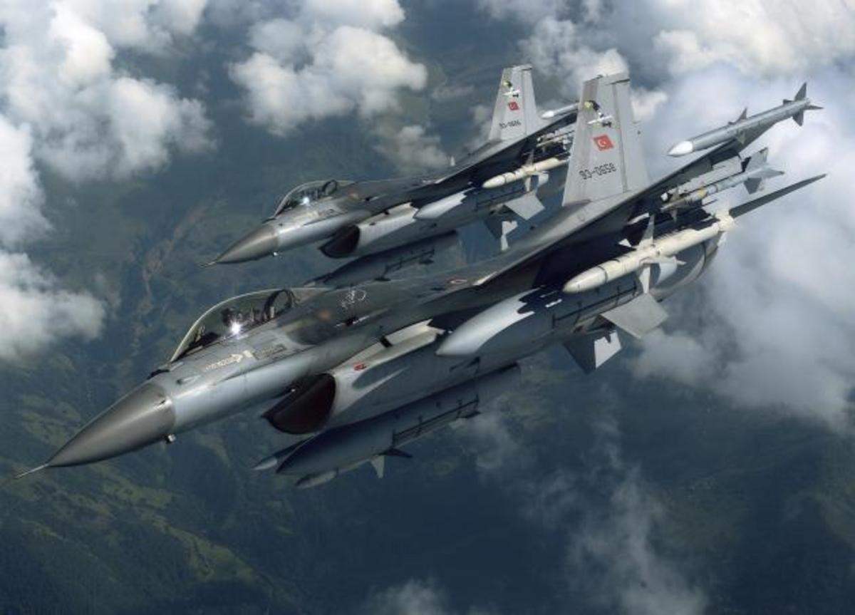 Παραβιάσεις απο οπλισμένα τουρκικά F-16 πάνω απο το Αιγαίο