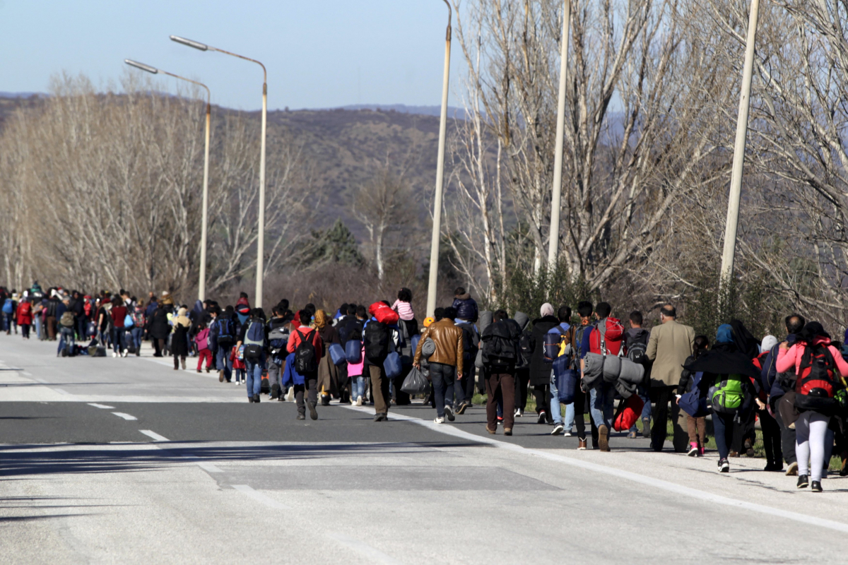 “Να πάρουμε τα όπλα κατά των διακινητών αν χρειαστεί”