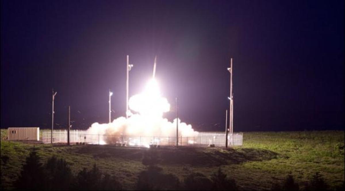 Tα πρώτα πλάνα από το αντιπυραυλικό σύστημα των ΗΠΑ και το μήνυμα Τραμπ στον Κίμ Γιονγκ Ουν [pics,vid]