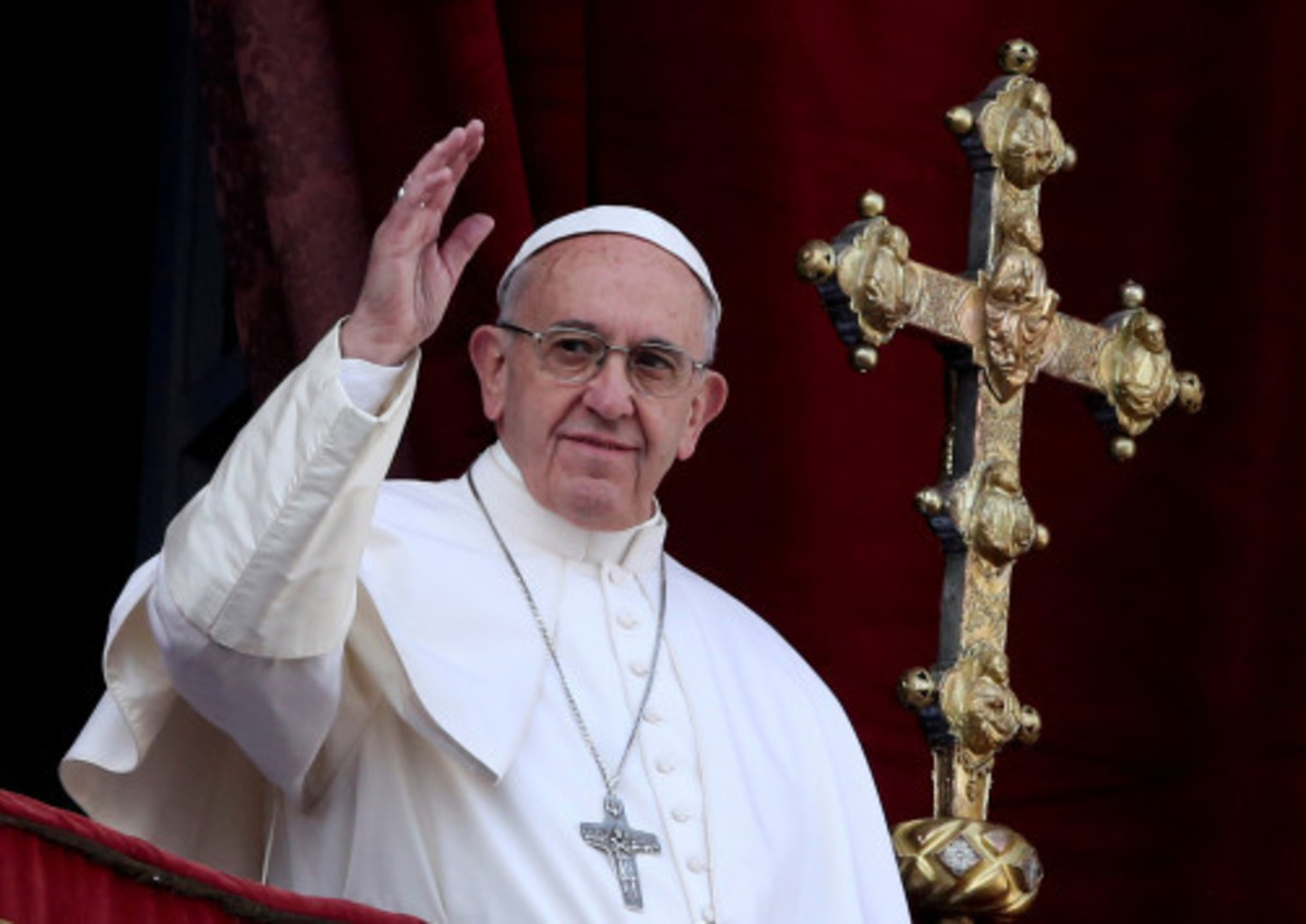 Πάπας Φραγκίσκος: Δωρίζει 50.000 ευρώ στους σεισμόπληκτους της Λέσβου