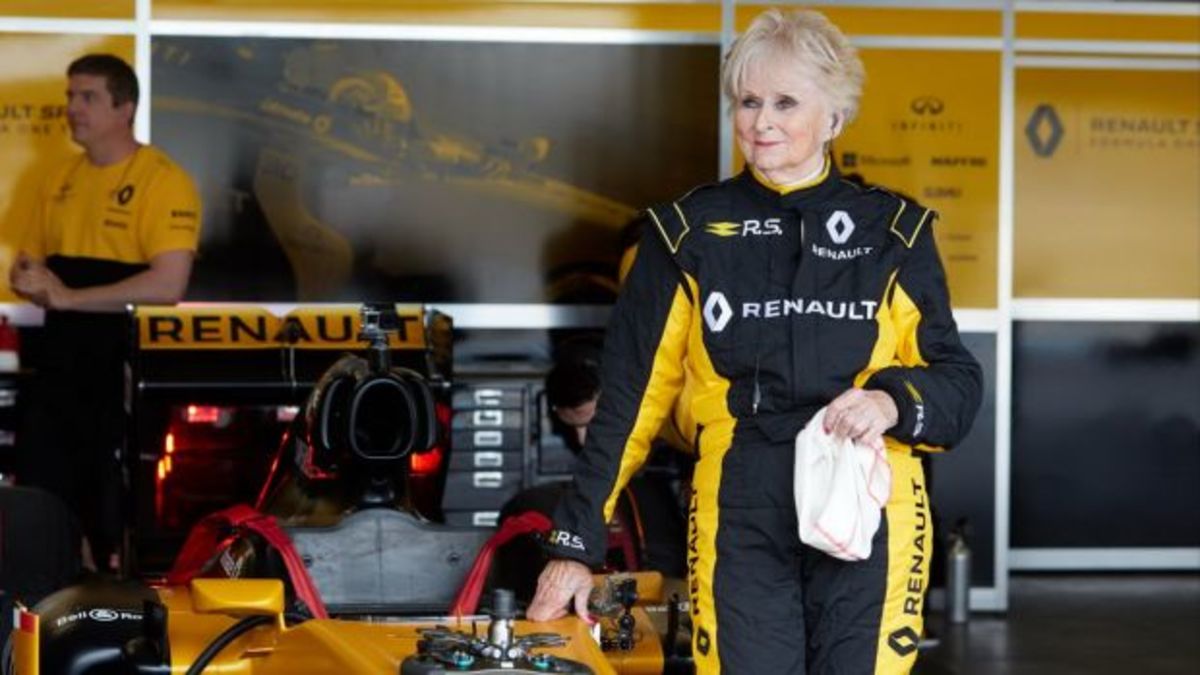 Μπορεί μια 80χρονη γυναίκα να οδηγήσει Formula 1; [vids]