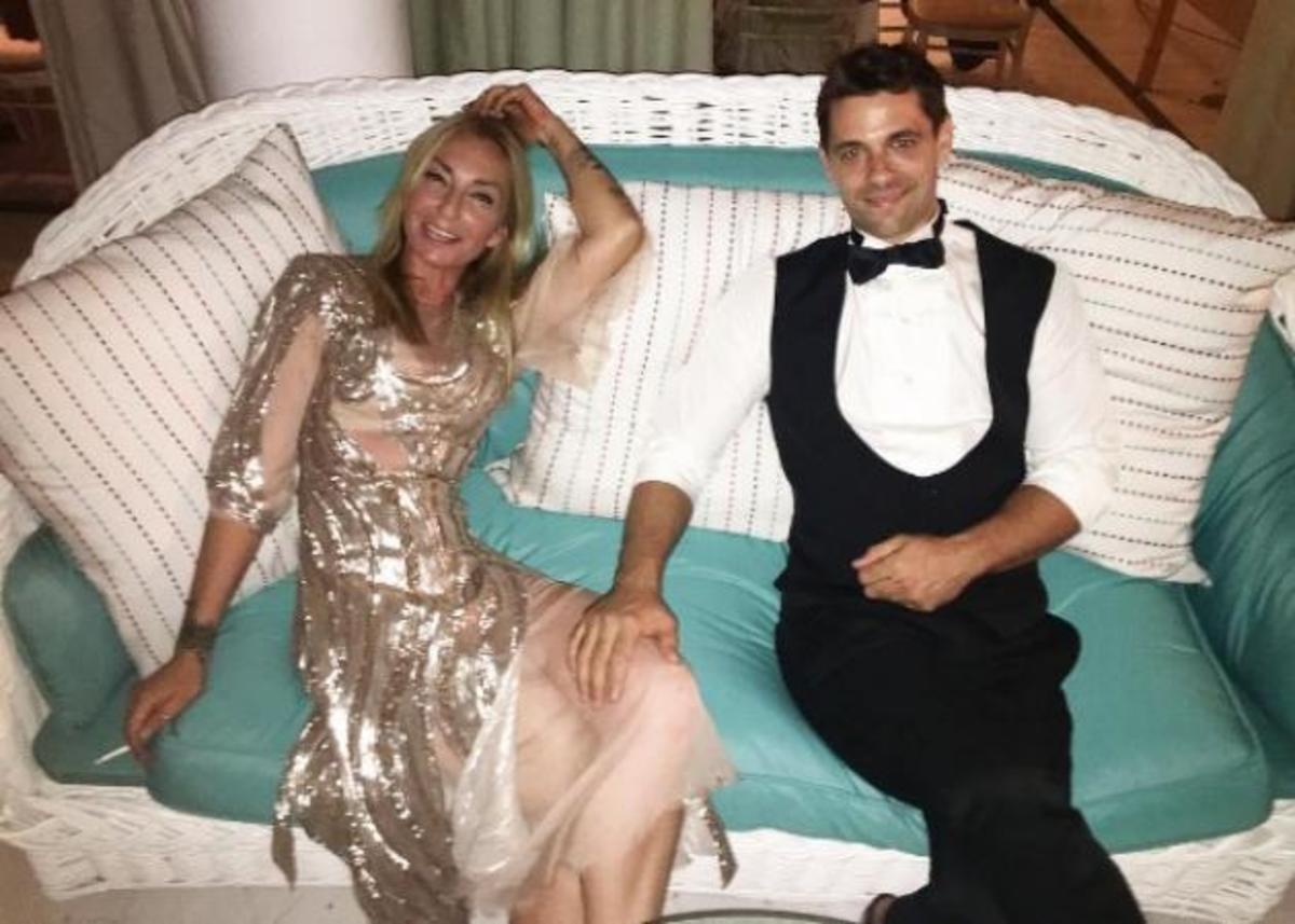 Ρούλα Ρέβη: Οι φωτογραφίες των διδύμων που θα σας κάνουν να “λιώσετε”! [pics]