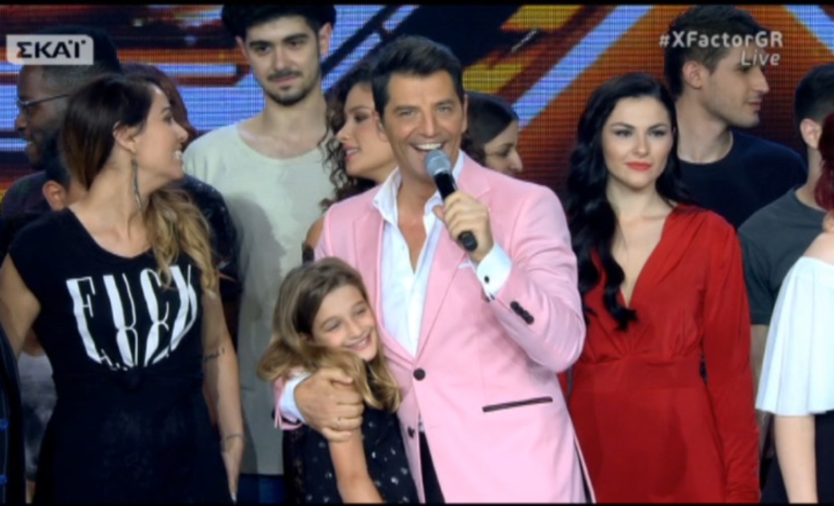 Ο Σάκης Ρουβάς ανέβασε την κόρη του στη σκηνή του X Factor!