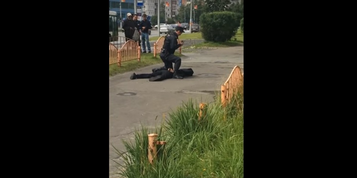 Τρόμος στη Ρωσία: Μαχαίρωνε όποιον έβρισκε μπροστά του – 8 τραυματίες [vid]
