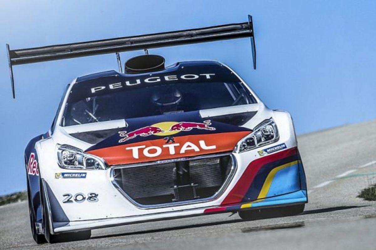 Ο Loeb αγόρασε το Peugeot 208 T16 του ρεκόρ στο Pikes Peak