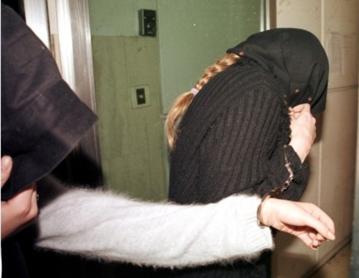 Κρήτη: Βροχή συλλήψεων στα αεροδρόμια Ηρακλείου και Χανίων – Με χειροπέδες 46 άτομα!